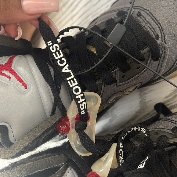 Jordan 5 Retro Off-White (Black) - Picture 4 of 6